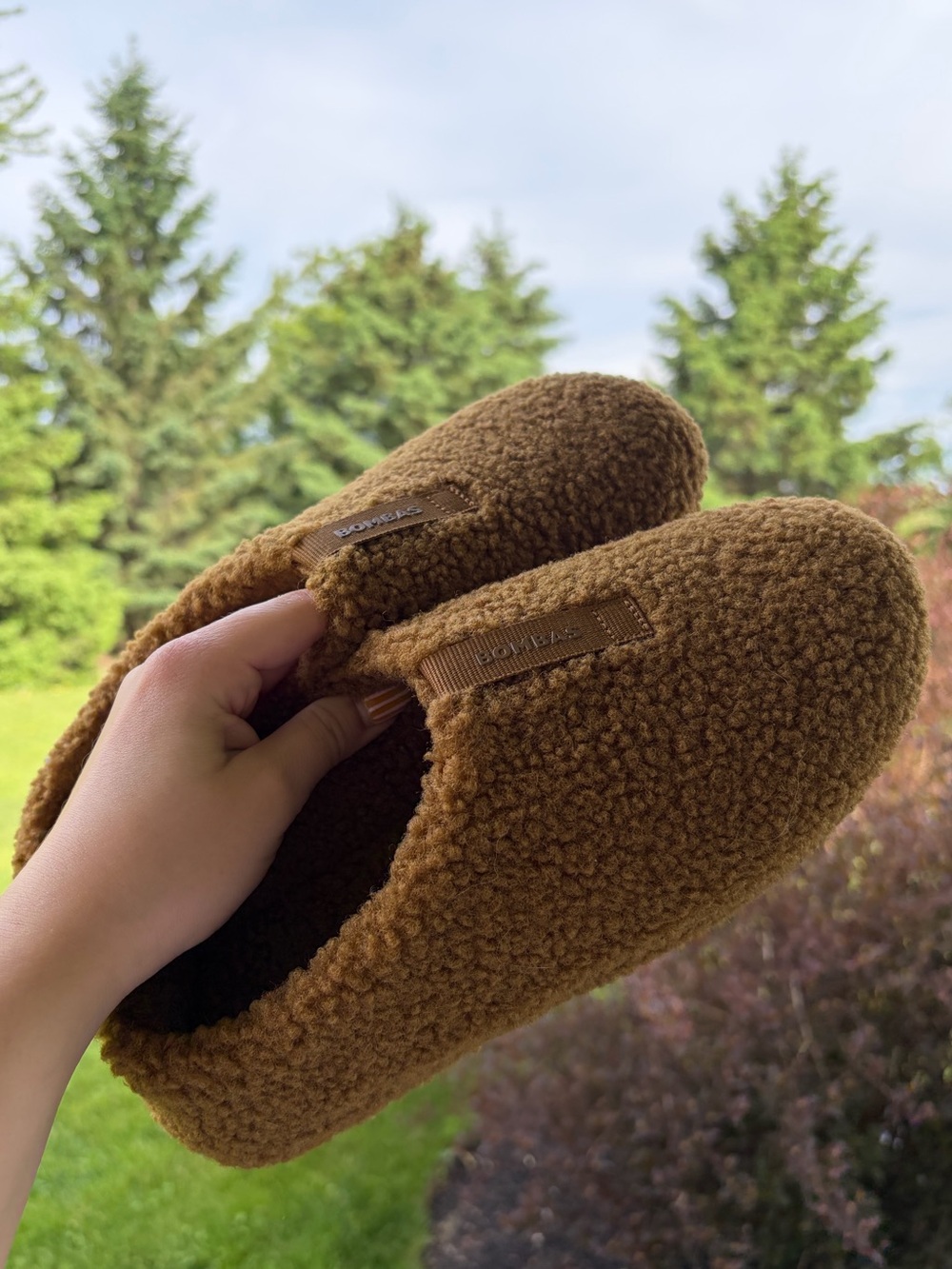 Bombas Sunday Slippers Sherpa teddy fleece shoes NWOT 7 - Picture 3 of 8